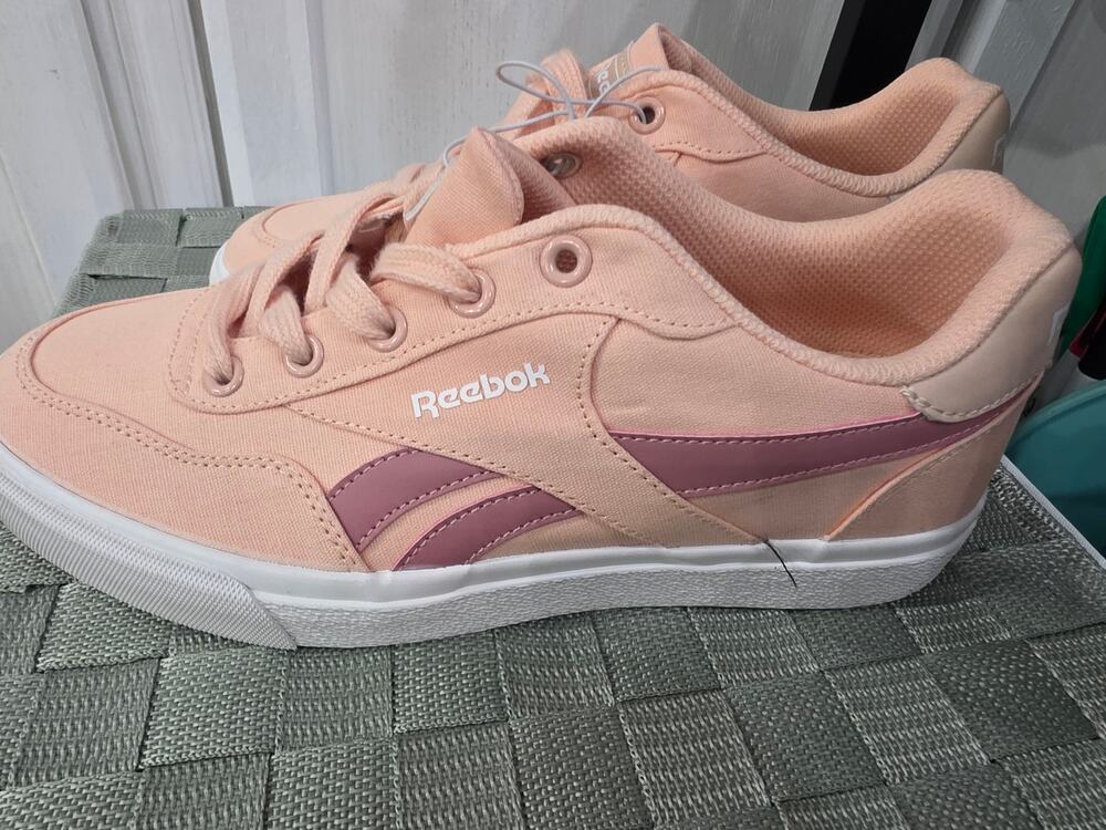 Reeboks Court Advance Vulc Women's Sneakers / Jelly Peach / Size 7.5